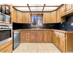 1906 St Charles Avenue, Saskatoon, SK S7M0N8 Photo 14