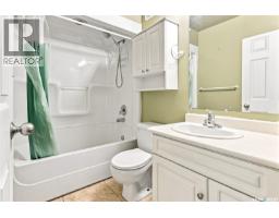 1906 St Charles Avenue, Saskatoon, SK S7M0N8 Photo 19