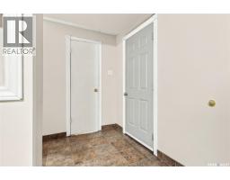 1906 St Charles Avenue, Saskatoon, SK S7M0N8 Photo 24