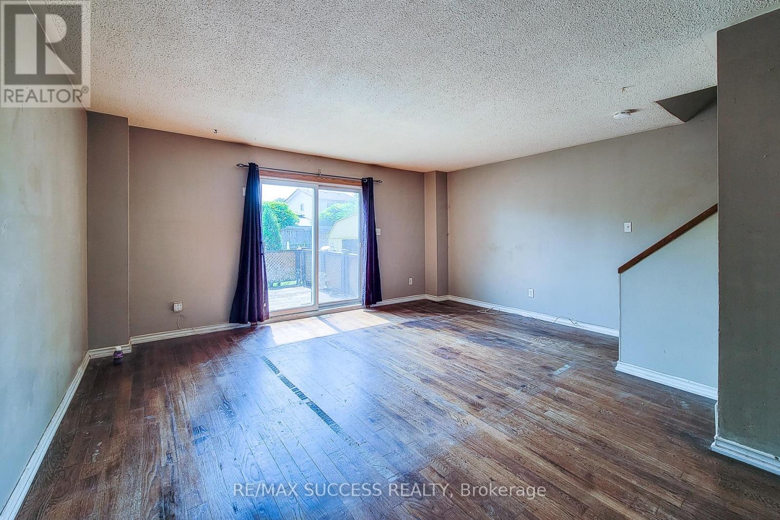 42 ENFIELD CRESCENT, Brantford — photo 11