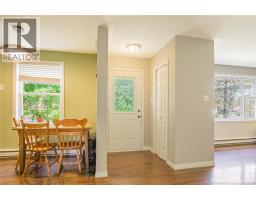 9 Dunn Avenue, photo 4