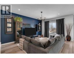 4pc Bathroom - 143 Cranfield Circle Se, Calgary, AB T3M1H1 Photo 6