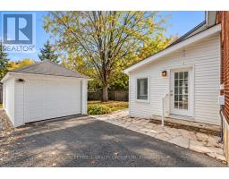 568 Golden Avenue, Ottawa, ON K2A2E9 Photo 24