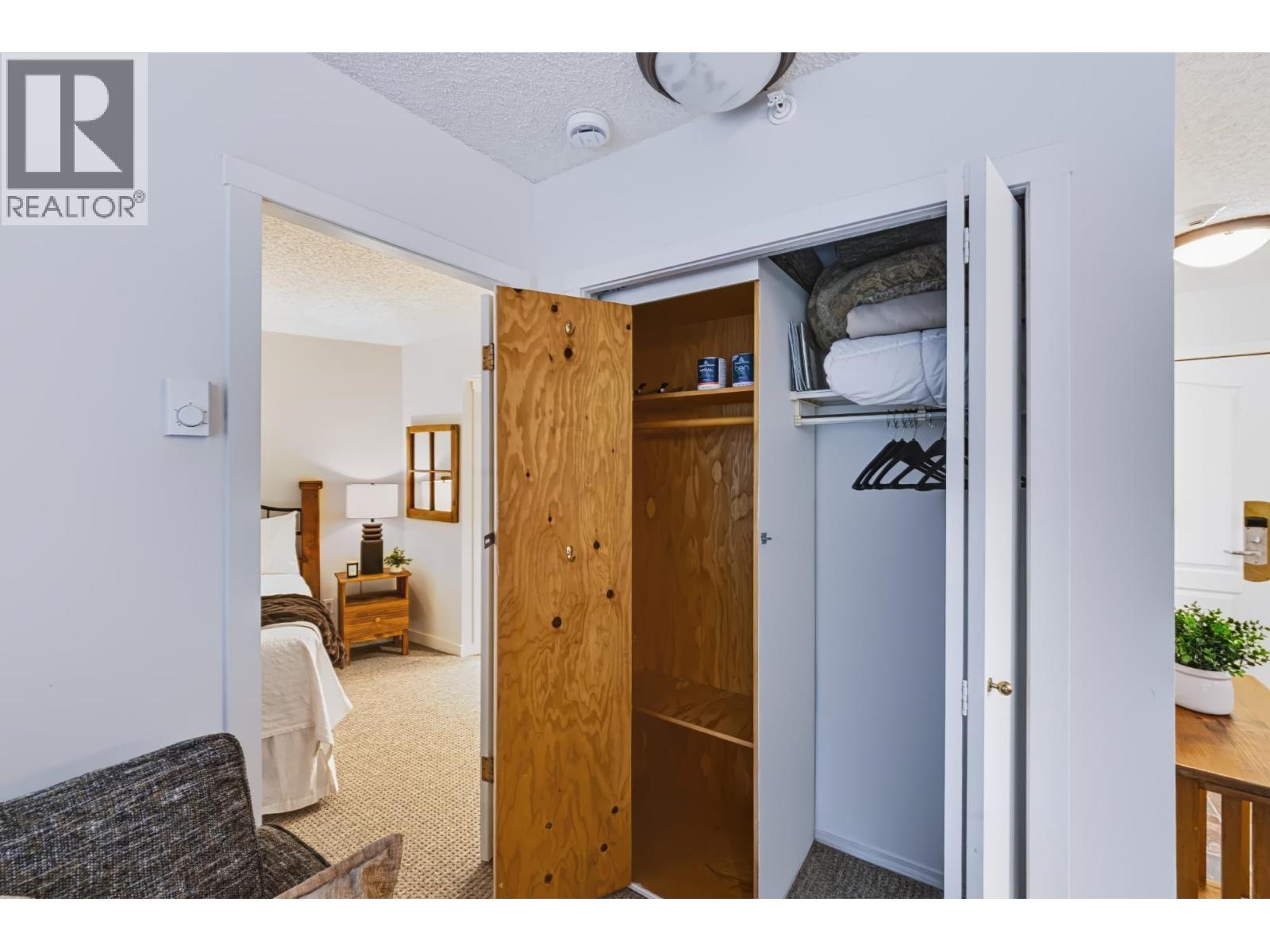 Photo of 207 4809 SPEARHEAD DRIVE 18