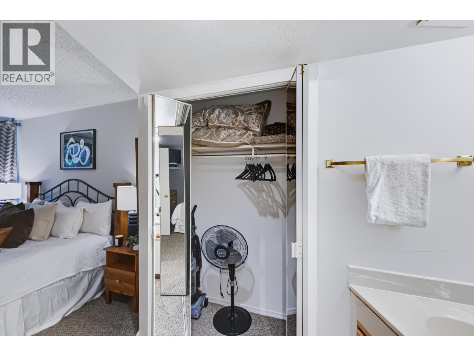Photo of 207 4809 SPEARHEAD DRIVE 19
