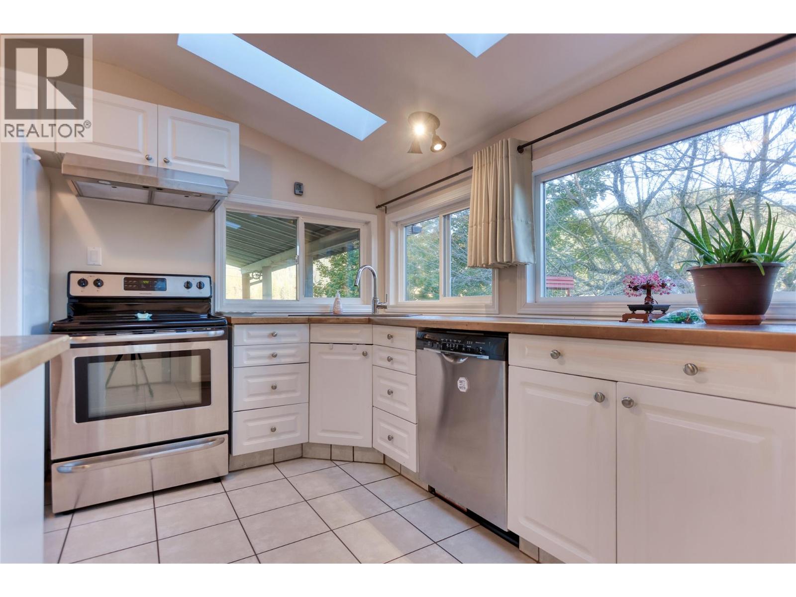 2066 Caughlin Road - 20