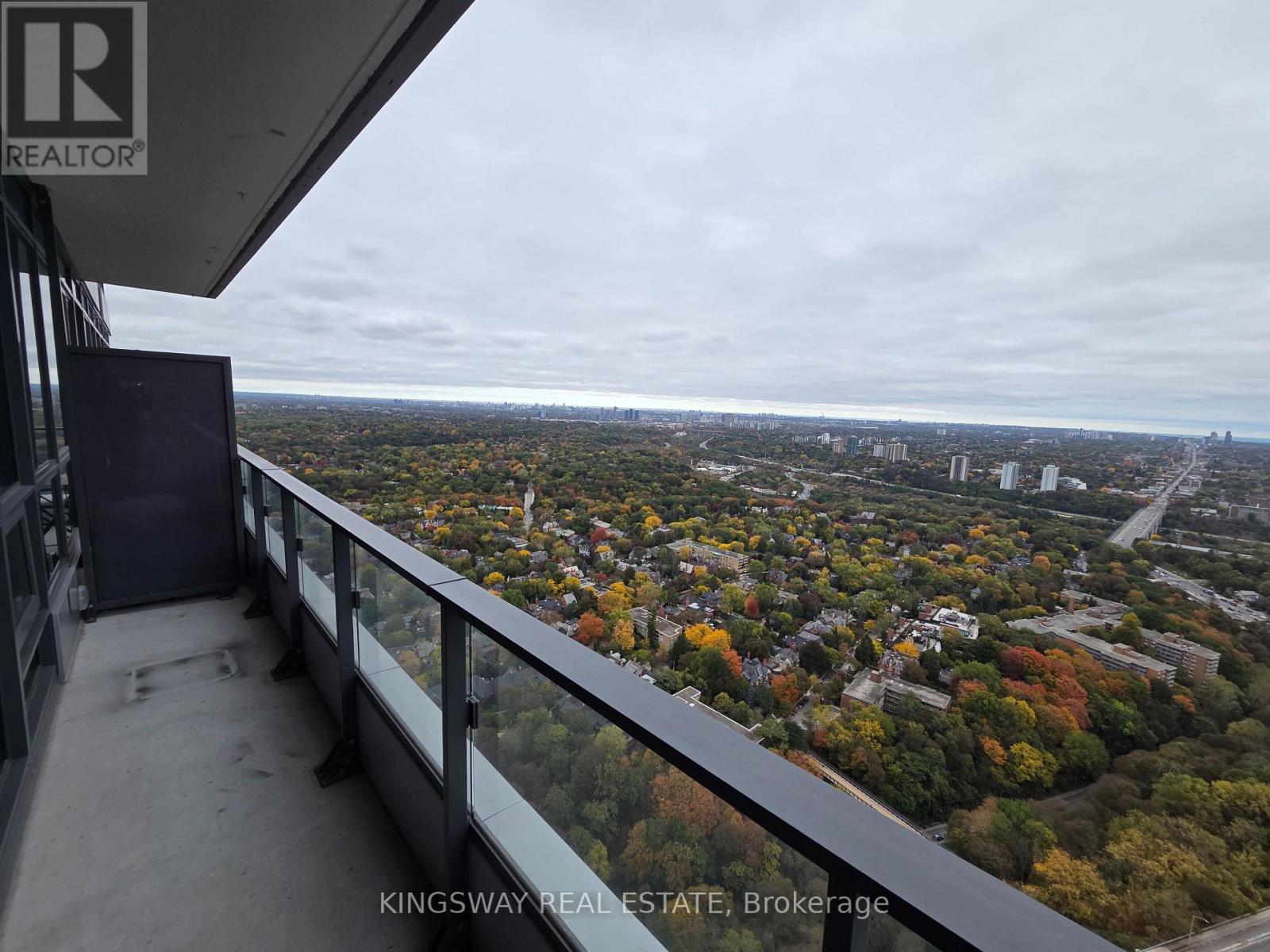395 Bloor Street East — photo 14