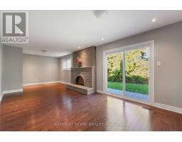 21 Cleethorpes Boulevard, Toronto, ON M1S2S7 Photo 12