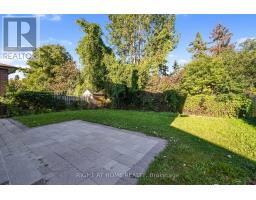 21 Cleethorpes Boulevard, Toronto, ON M1S2S7 Photo 28