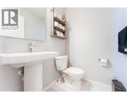230 Hillcrest Square Sw, Airdrie, AB T4B4J2 Photo 17