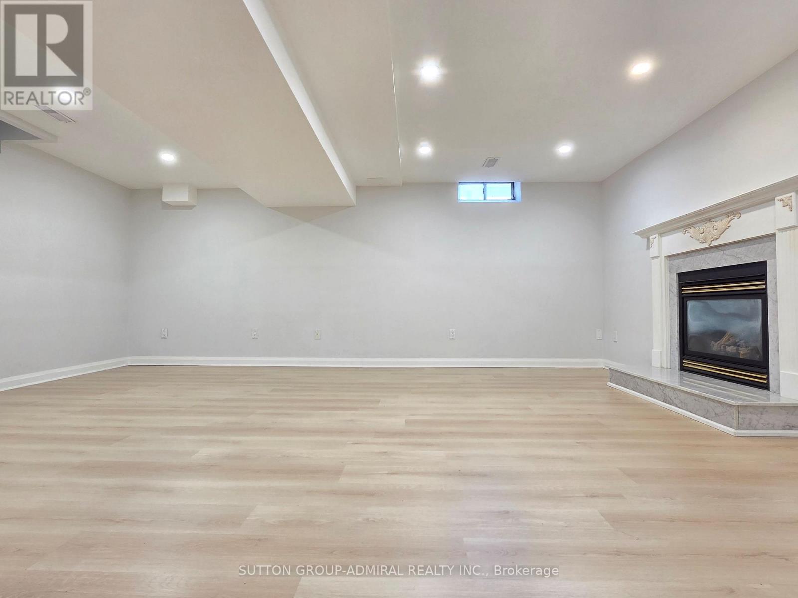 BASEMENT - 64 LENO MILLS AVENUE, Richmond Hill (Devonsleigh)