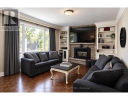 1005 Fredonia Drive, Mississauga, ON L5C2W5 Photo 35