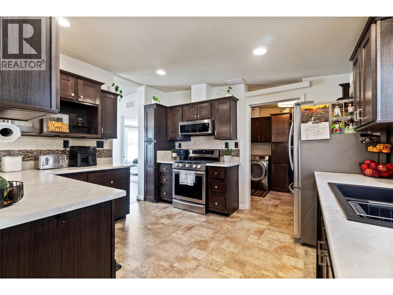 16 4811 10A Avenue, Salmon Arm