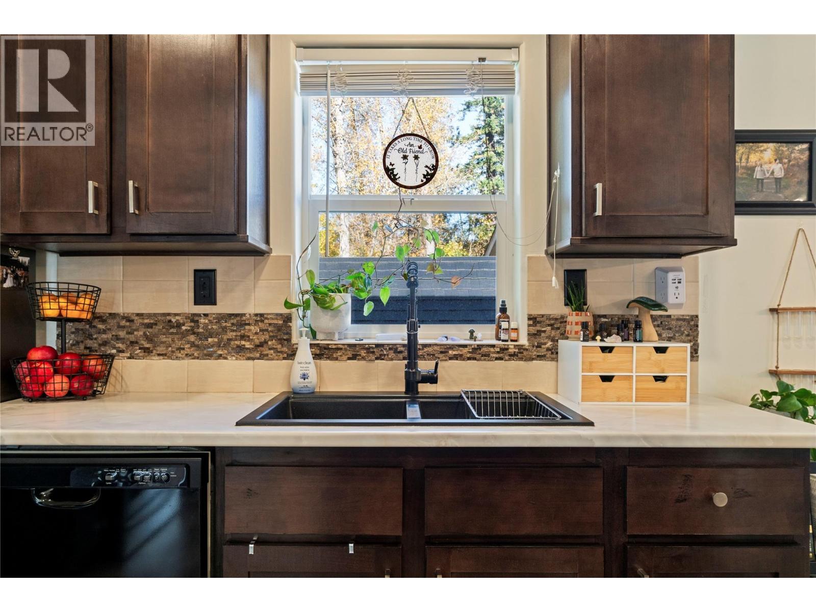 16 4811 10A Avenue, Salmon Arm