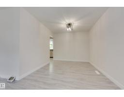 22 Falcon Cr, St  Albert, AB T8N1T9 Photo 16