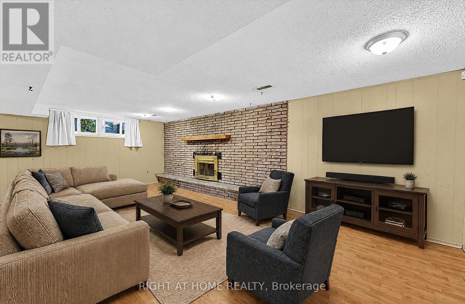 1080 COUNTY ROAD 42 - 41