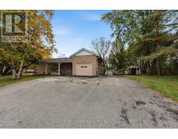 1080 County Road 42, Clearview, ON L0M1S0 Photo 8