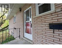 1080 County Road 42, Clearview, ON L0M1S0 Photo 9