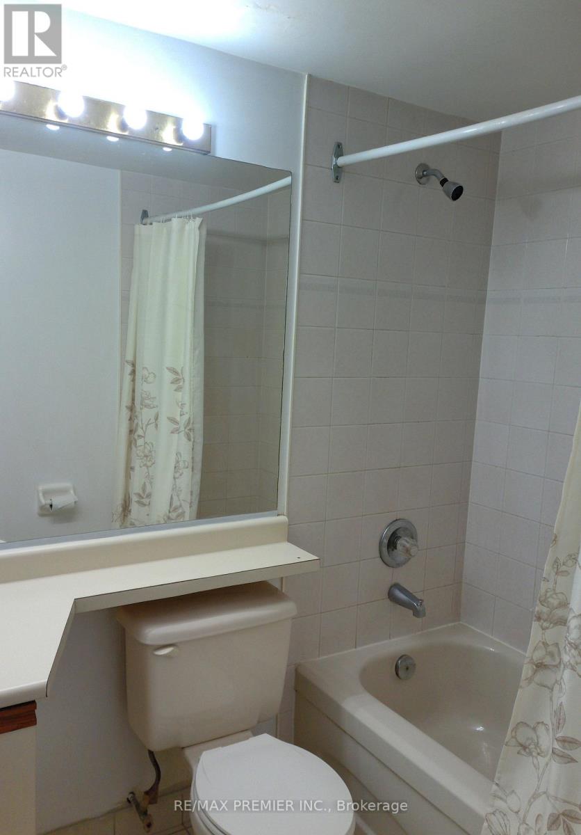 212 - 6 HUMBERLINE DRIVE, Toronto (West Humber-Clairville) — photo 8