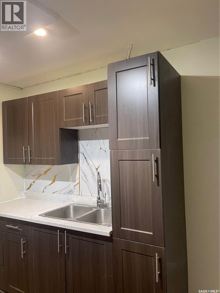 410 P AVENUE N, Saskatoon — photo 16