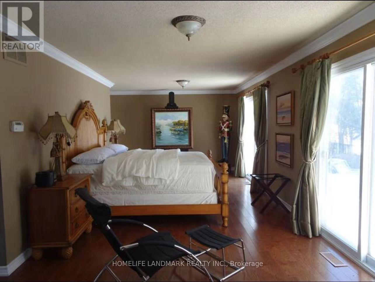 100 Lake Drive North — photo 8