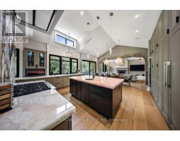 1206 Wildfield Crescent, Mississauga, ON L5H3C2 Photo 12