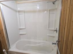 41 Vaughan Avenue, Gimli, MB R0C1B0 Photo 11