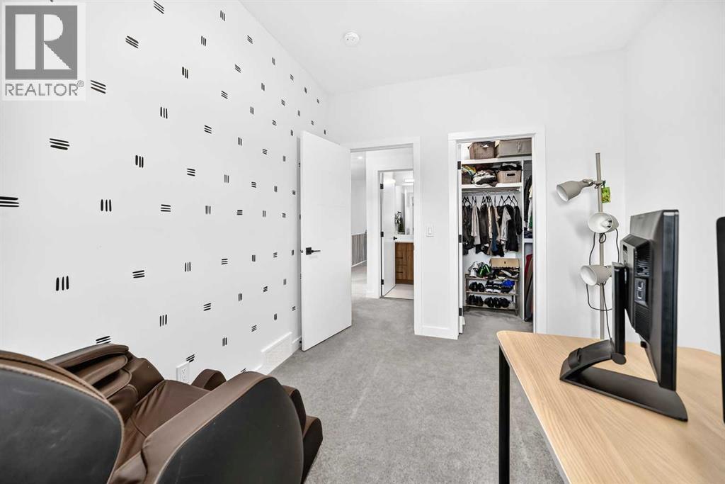 4510 72 Street NW - photo 32