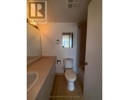 1506 - 300 Alton Towers Circle, Toronto, ON M1V4X9 Photo 7