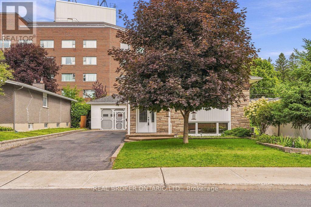 257 Lavergne Street