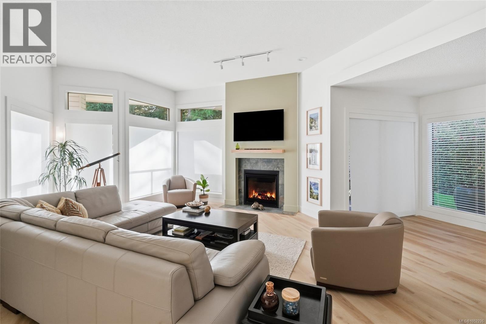 1176 Lee Rd - 28