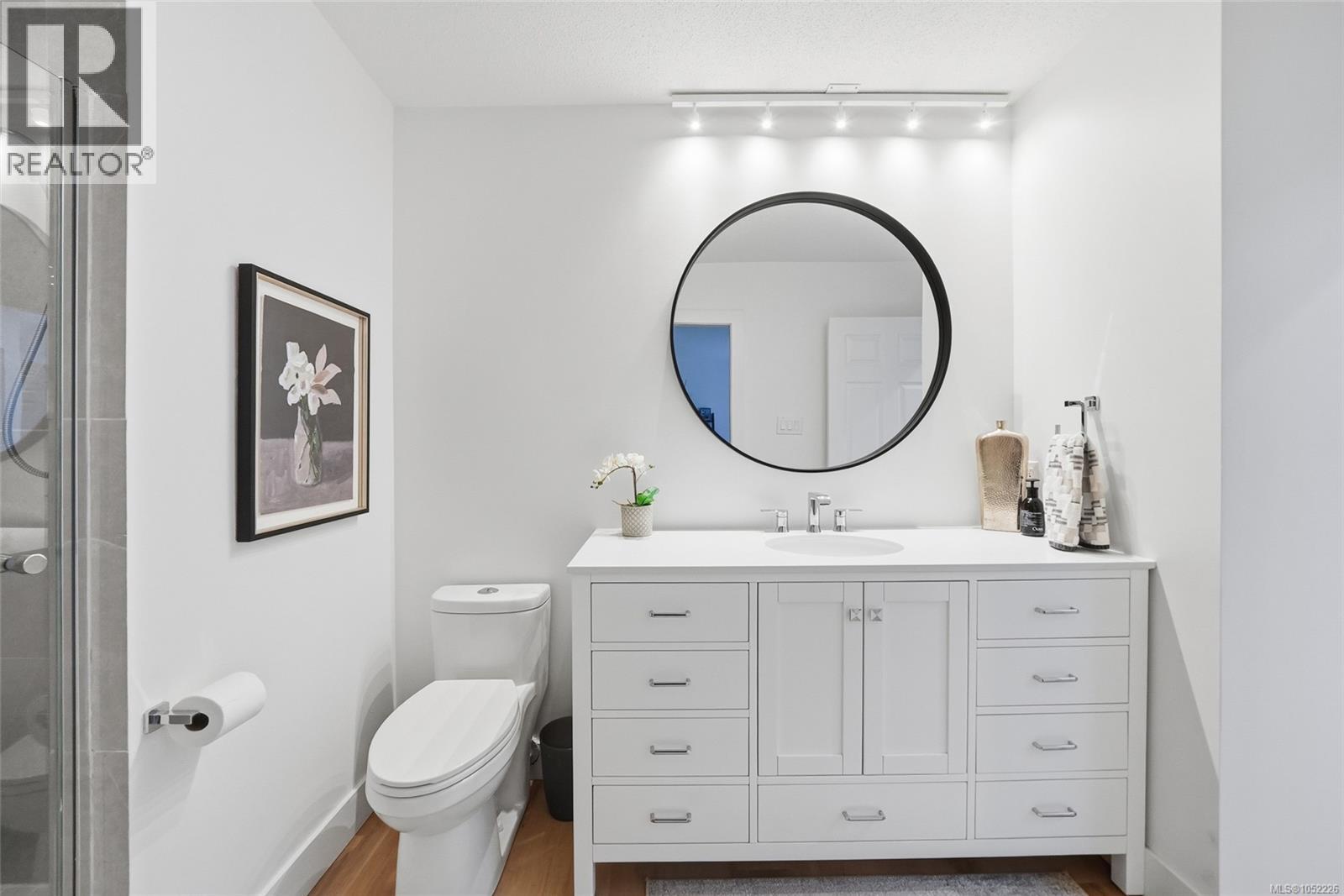 1176 Lee Rd - 46