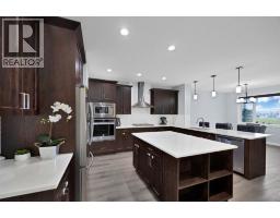 5pc Bathroom - 76 Red Embers Square Ne, Calgary, AB T3N0X8 Photo 10