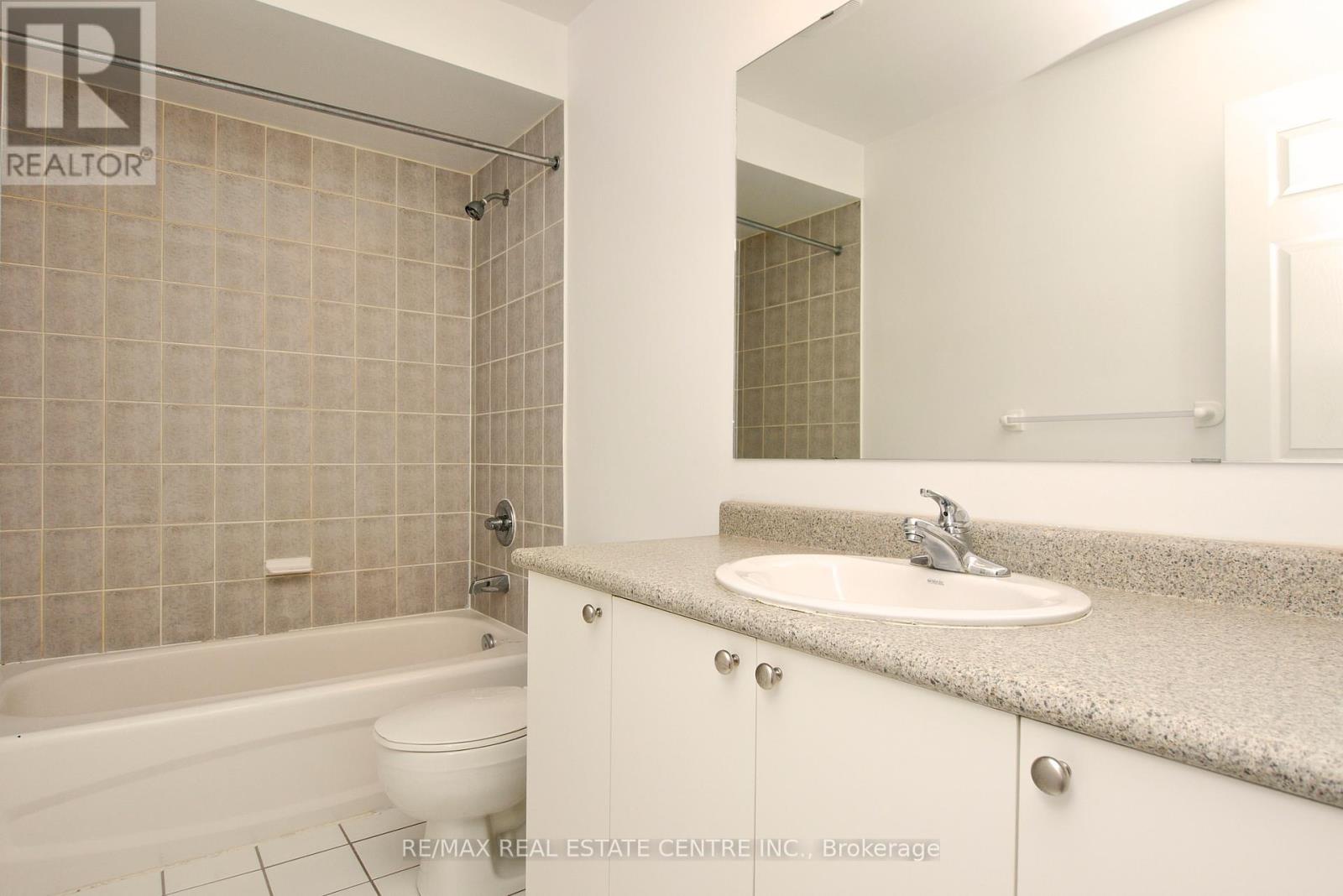 5255 Palmetto Place — photo 14