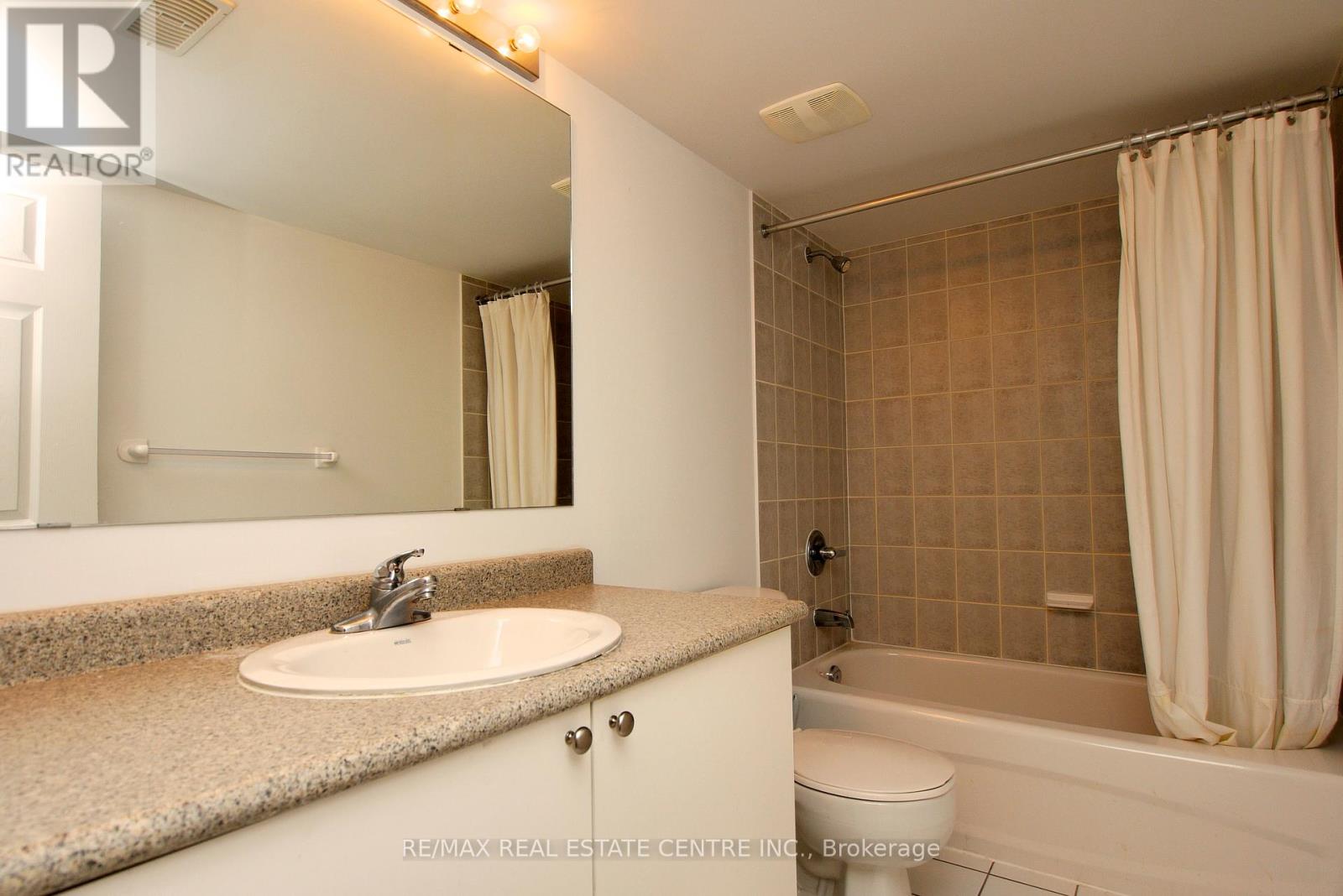 5255 Palmetto Place — photo 17