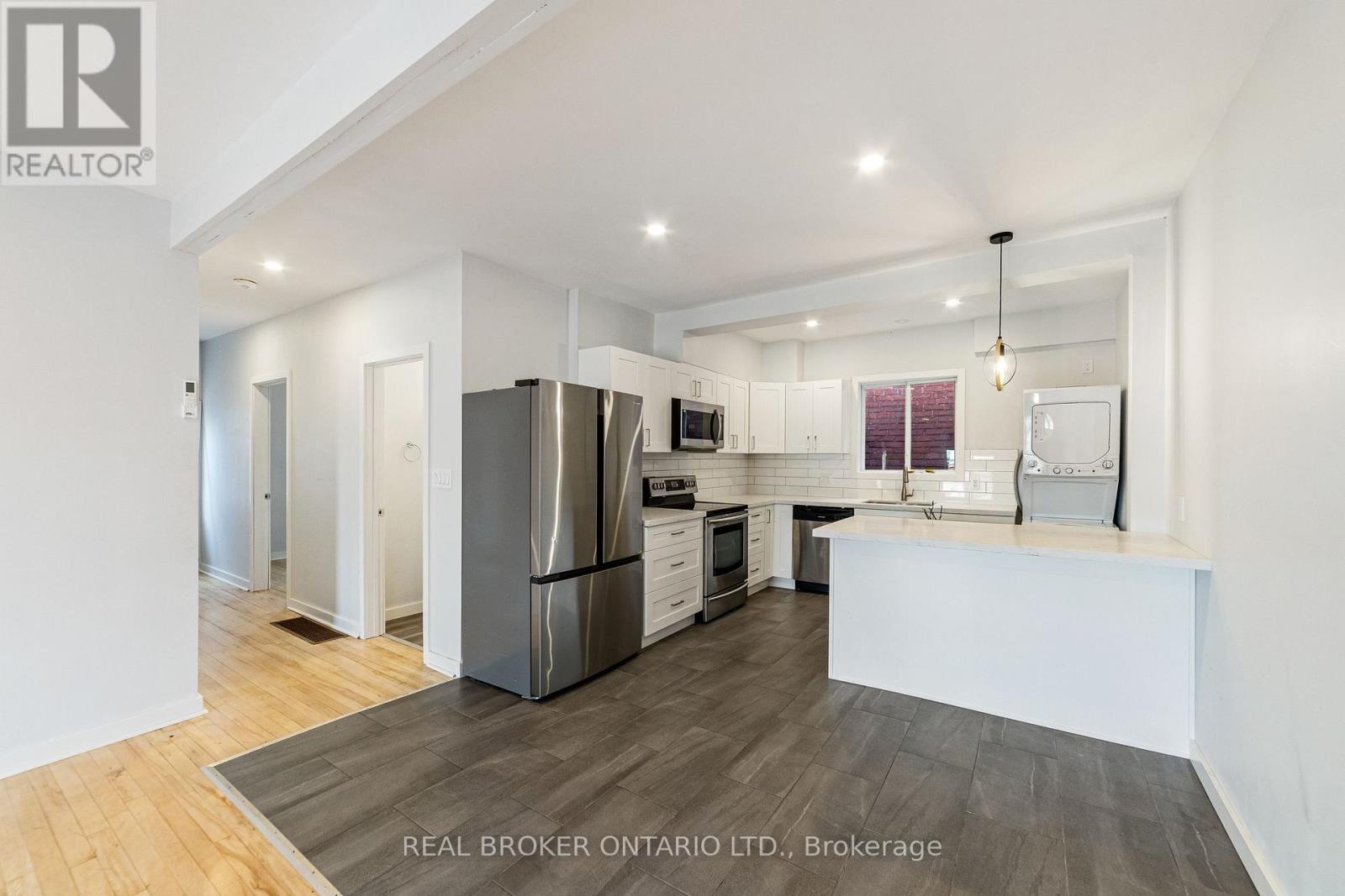 208 Mary Street, Hamilton, ON photo 20