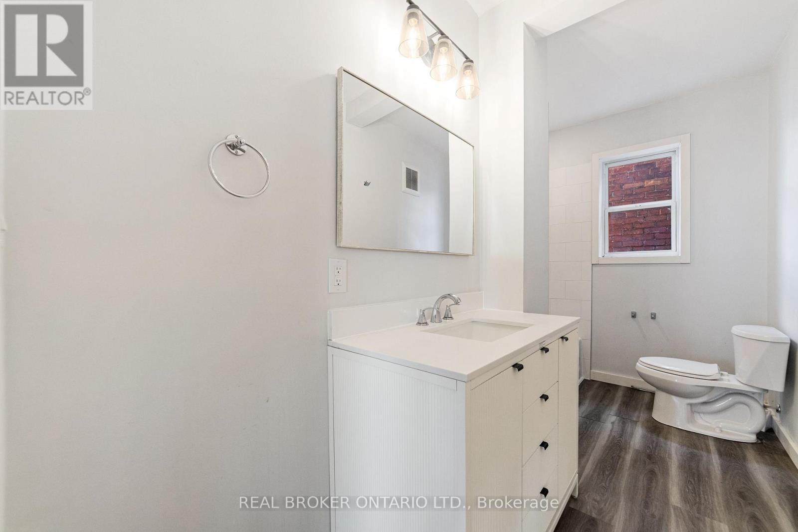 208 Mary Street, Hamilton, ON photo 26