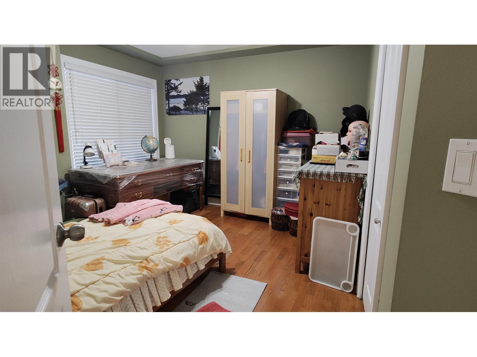 Photo of 8675 ARMSTRONG AVENUE 19