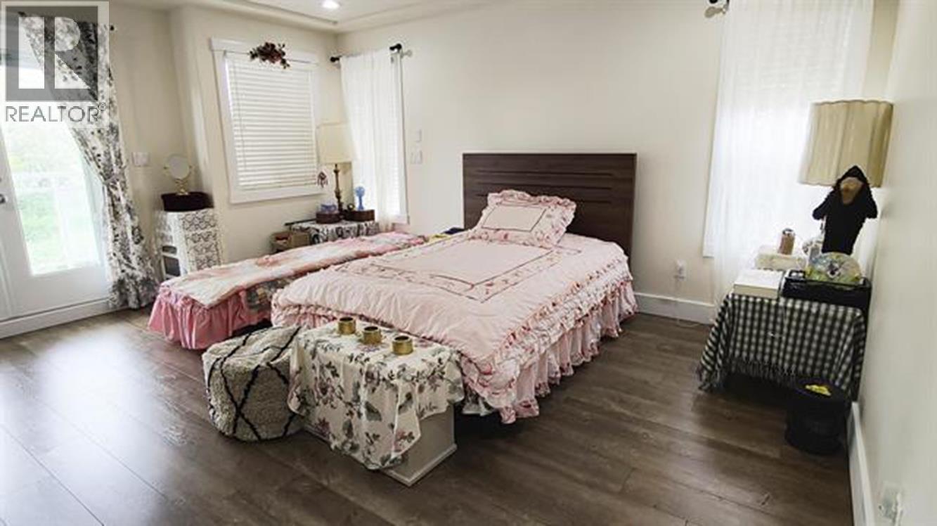 Photo of 8675 ARMSTRONG AVENUE 28