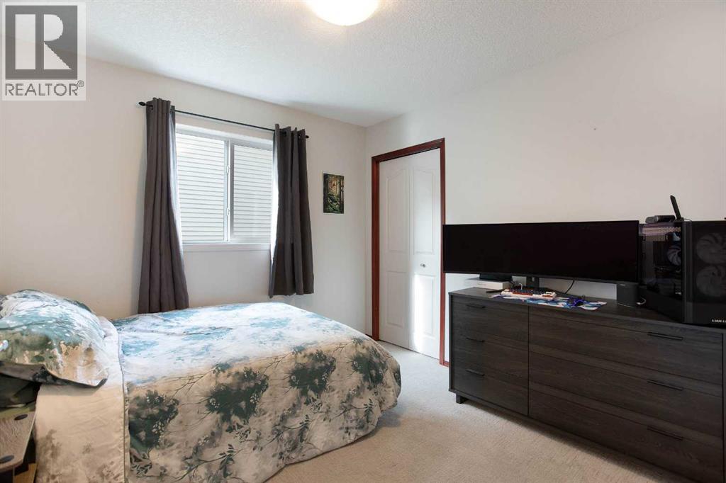 66 Cougarstone Close SW - photo 29