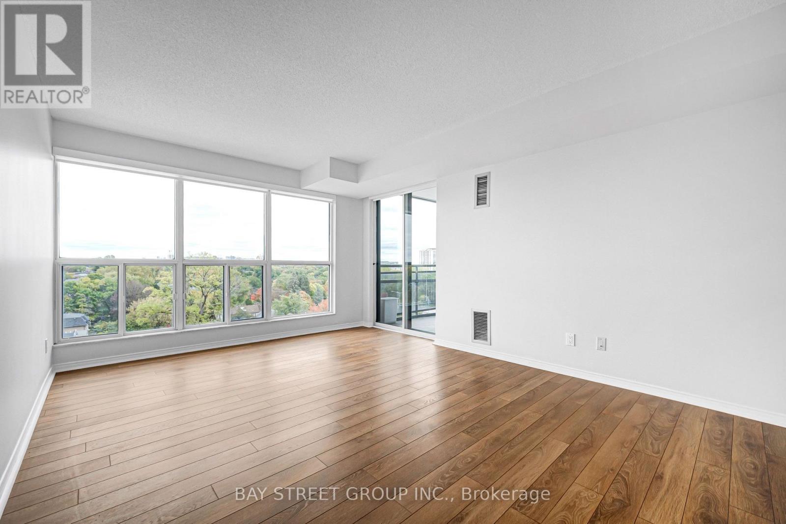 906- 28 Hollywood Avenue, Toronto, ON photo 15