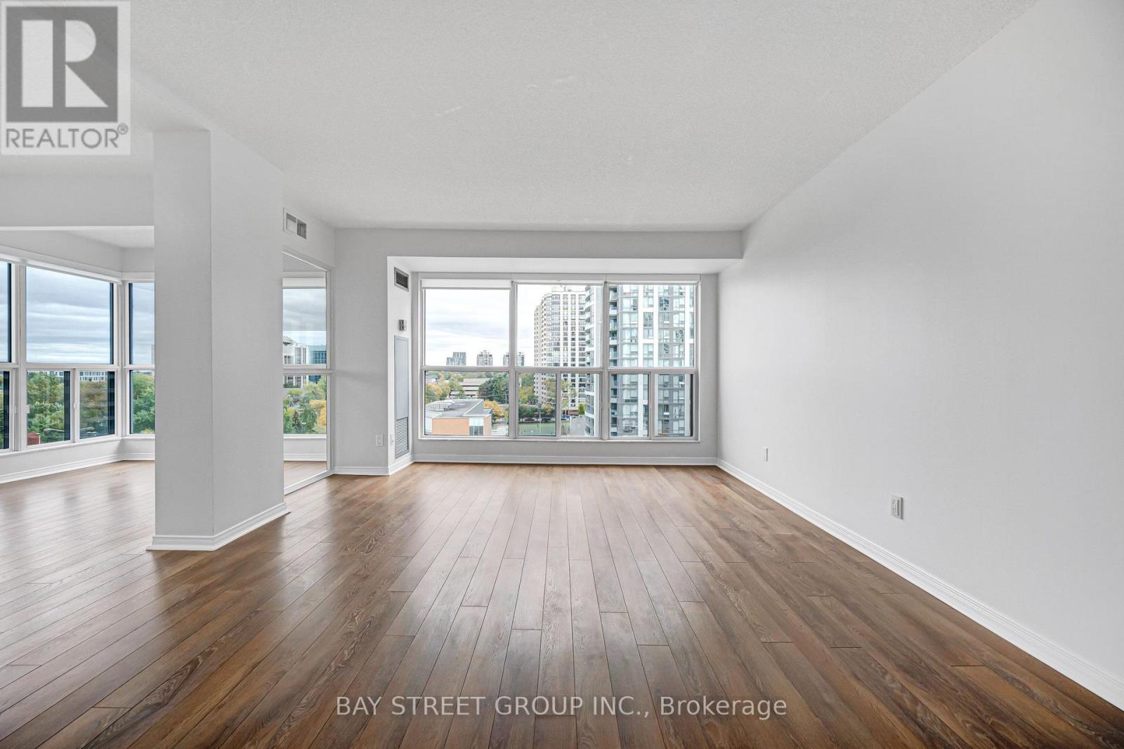 906- 28 Hollywood Avenue, Toronto, ON photo 19