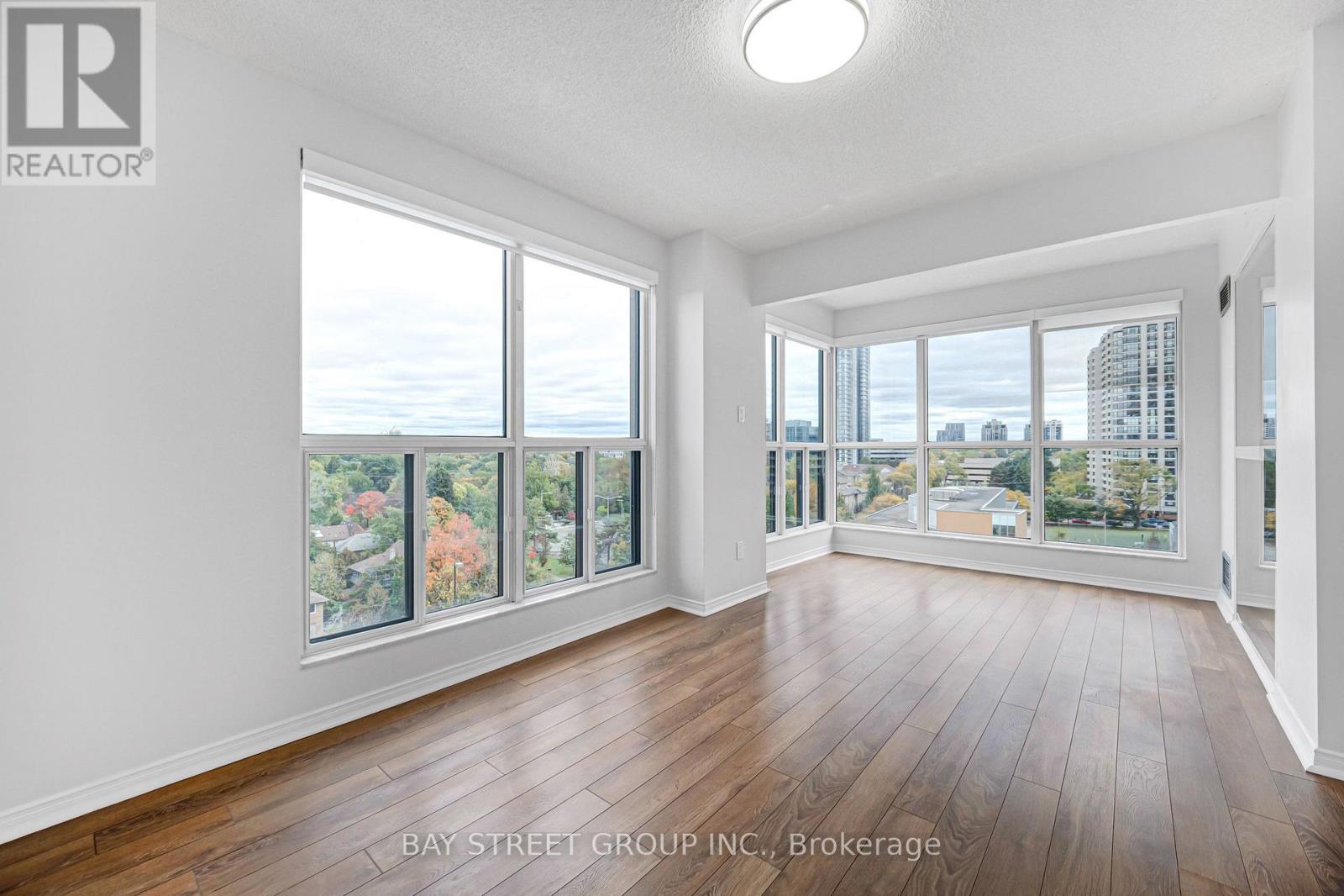 906- 28 Hollywood Avenue, Toronto, ON photo 22