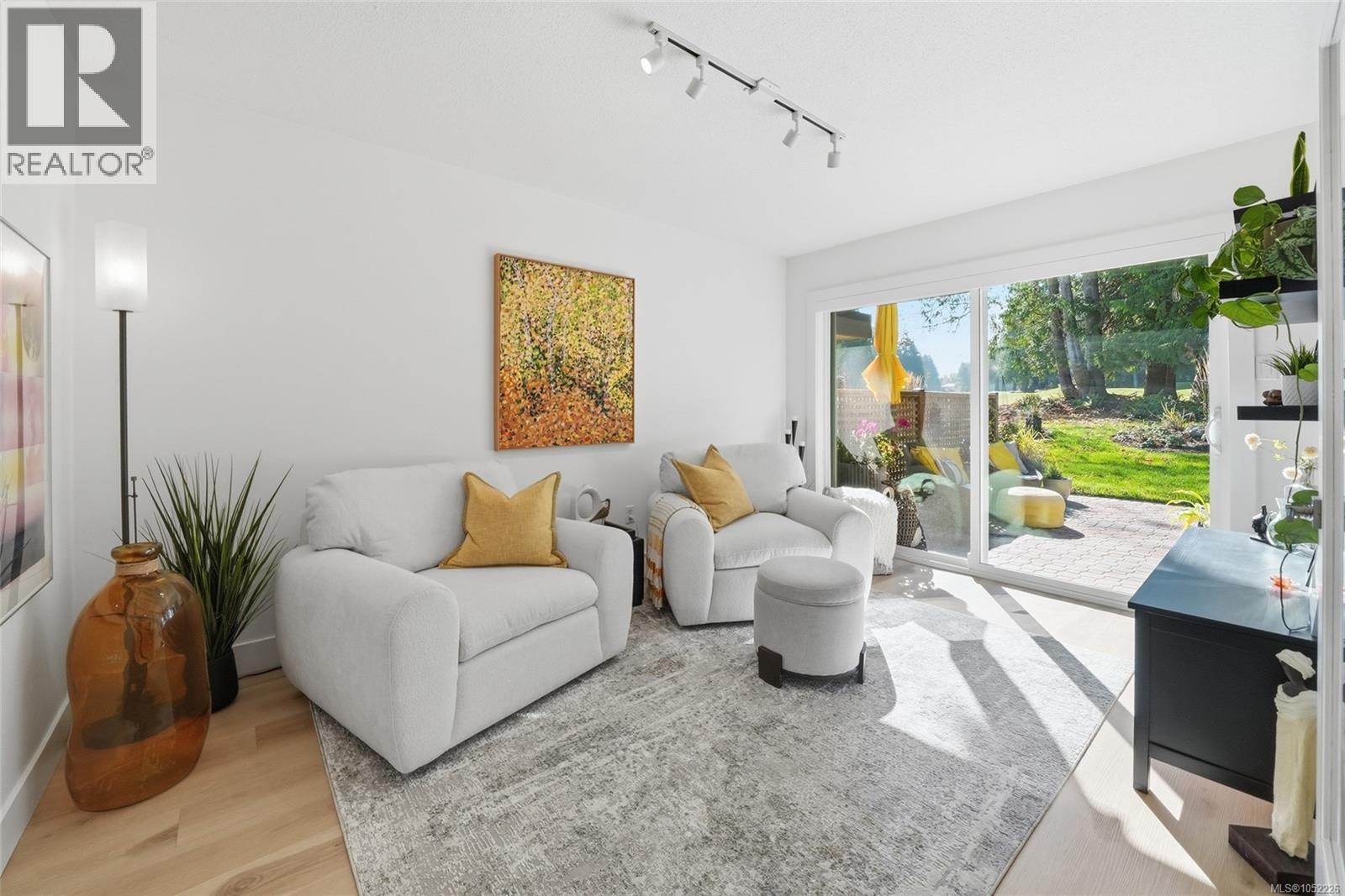 1176 Lee Rd, Parksville - Image 1