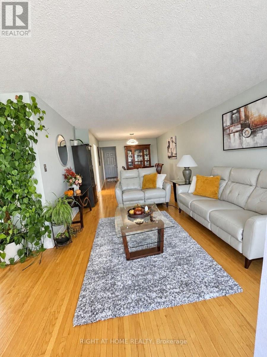 101 Hanson Road, Mississauga, ON photo 13