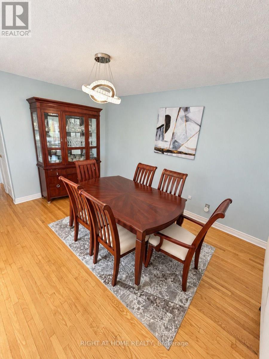 101 Hanson Road, Mississauga, ON photo 16