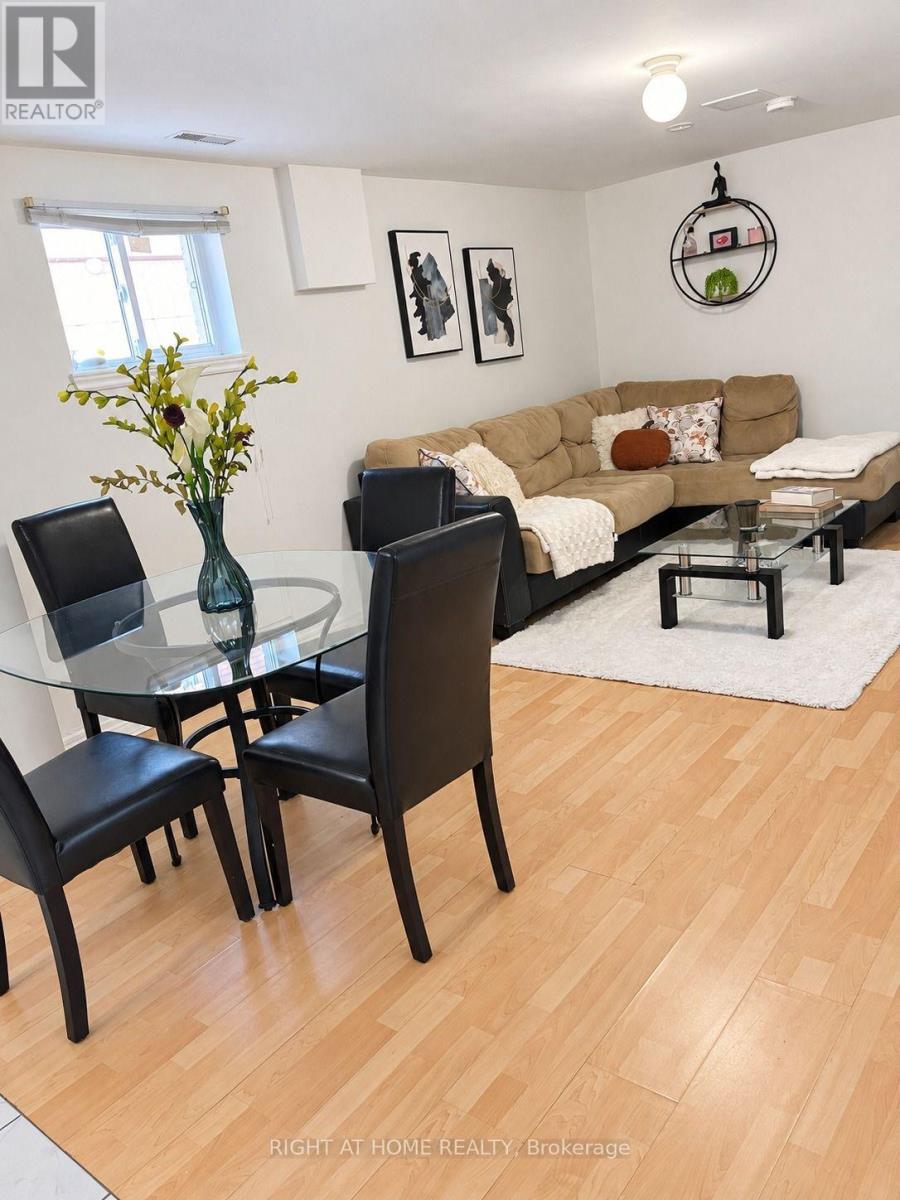 101 Hanson Road, Mississauga, ON photo 31