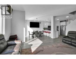 Bedroom - 25 Belvedere Terrace Se, Calgary, AB T2A7G1 Photo 16