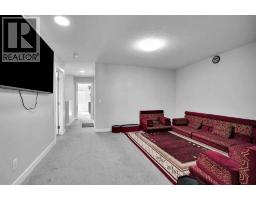 4pc Bathroom - 25 Belvedere Terrace Se, Calgary, AB T2A7G1 Photo 21