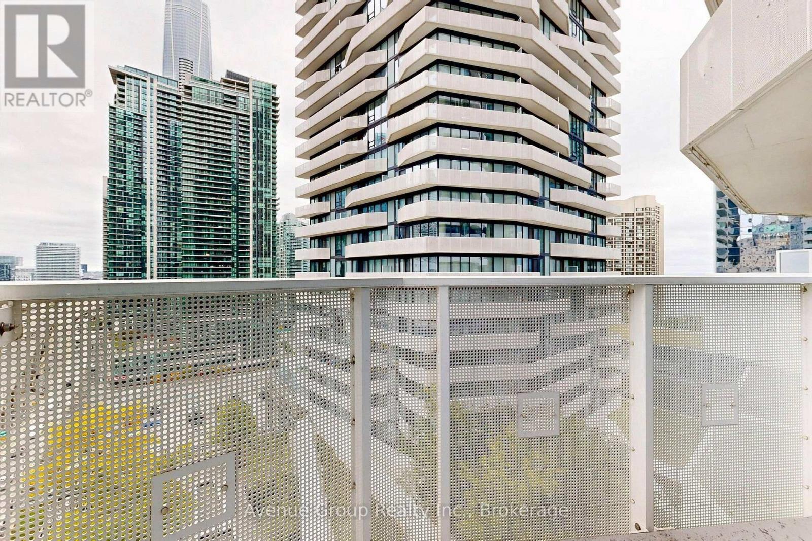 1705- 100 Harbour Street, Toronto, ON photo 35